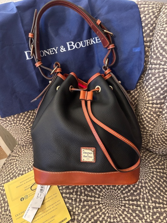 Dooney & Bourke Handbags - Dooney & Bourke Drawstring Tote Shoulder Bag Like New Dust Bag Tag Black Leather